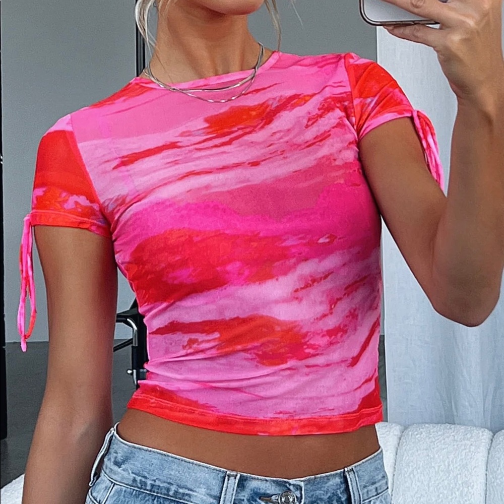 WHITE FOX PINK MESH CROP